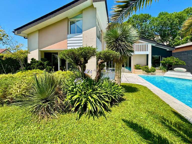 Maison Billère - 4 chambres - 219m²