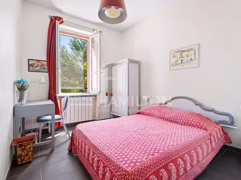 Bien atypique Biot - 9 chambres - 420m²