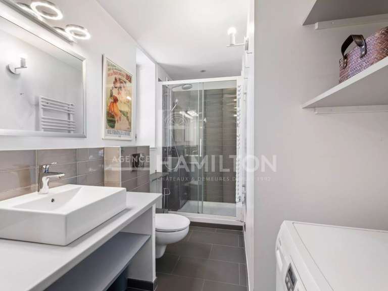 Bien atypique Biot - 9 chambres - 420m²