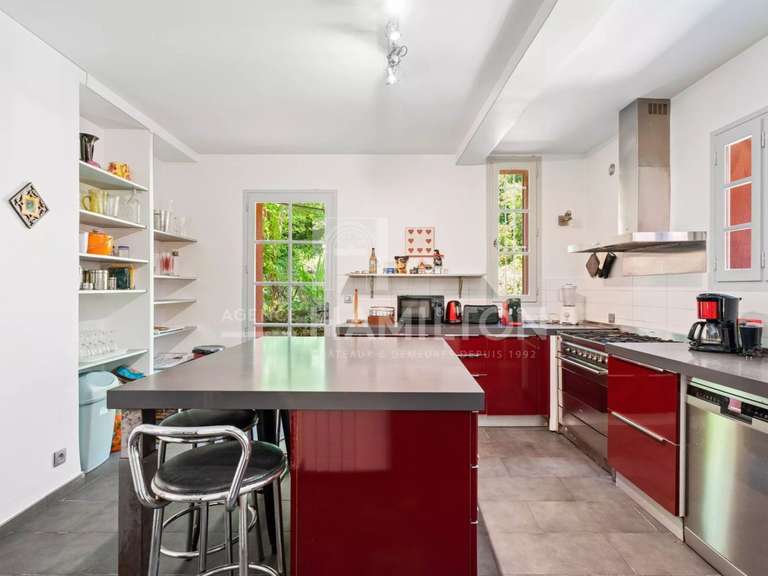 Bien atypique Biot - 9 chambres - 420m²