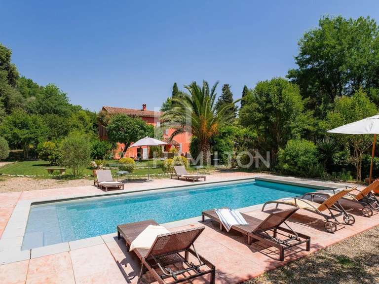 Bien atypique Biot - 9 chambres - 420m²