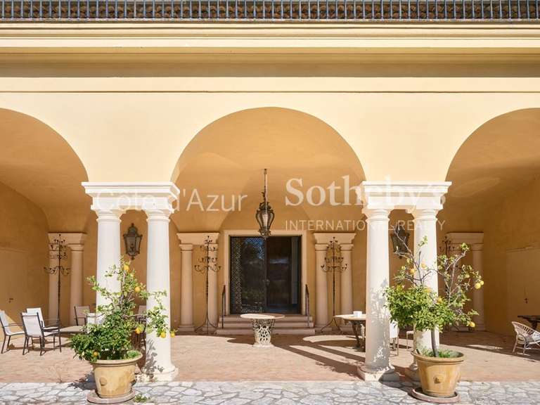 Château Biot - 2851m²