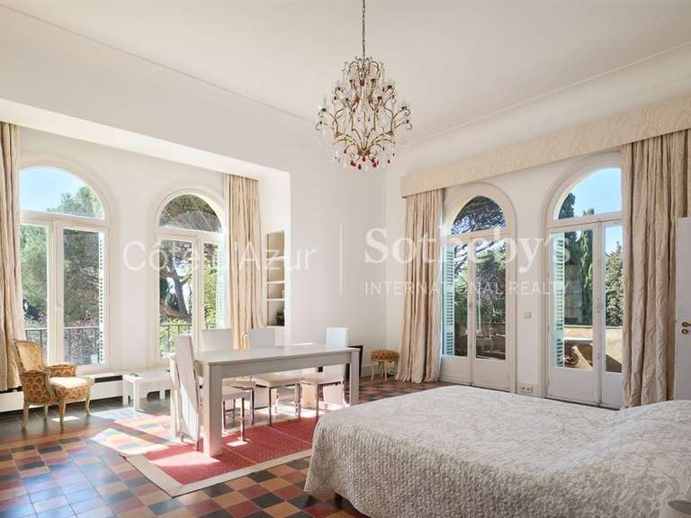 Château Biot - 2851m²