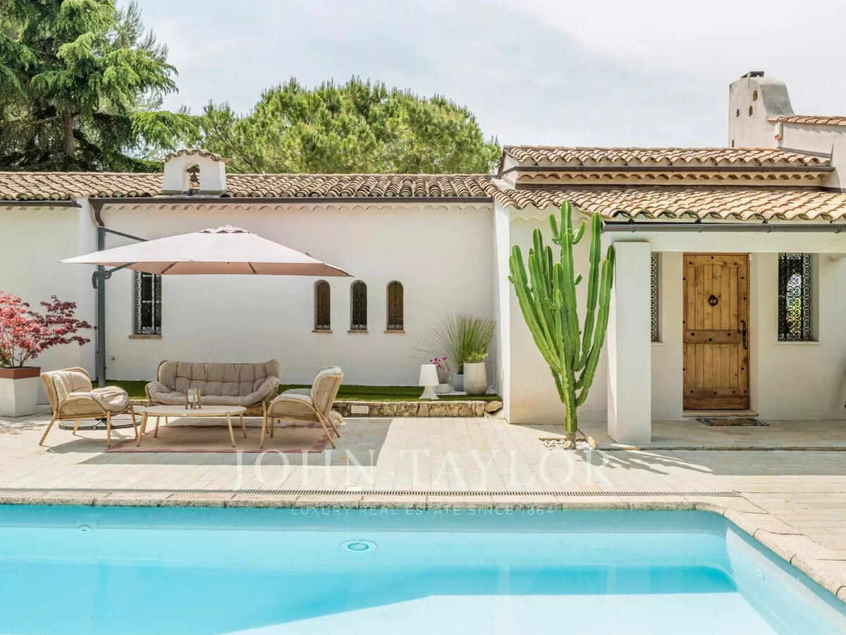 Maison Biot