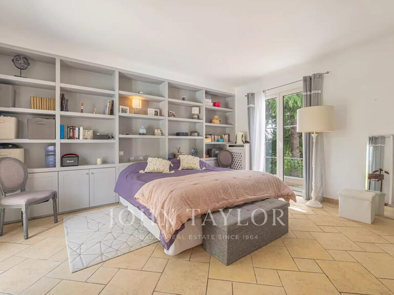 Maison Biot - 4 chambres - 229m²