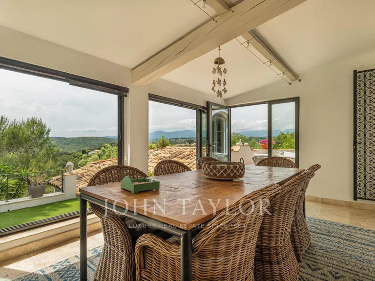 Maison Biot - 4 chambres - 229m²