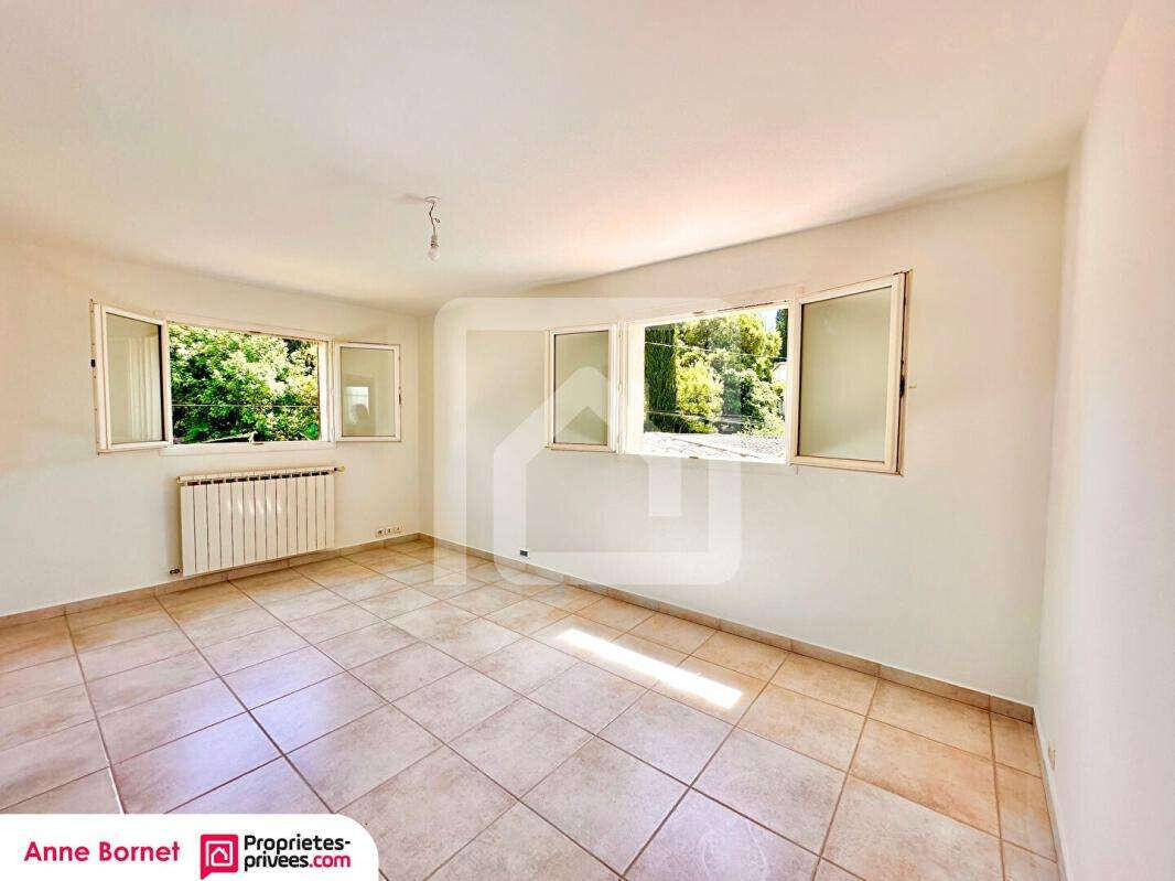 House Biot