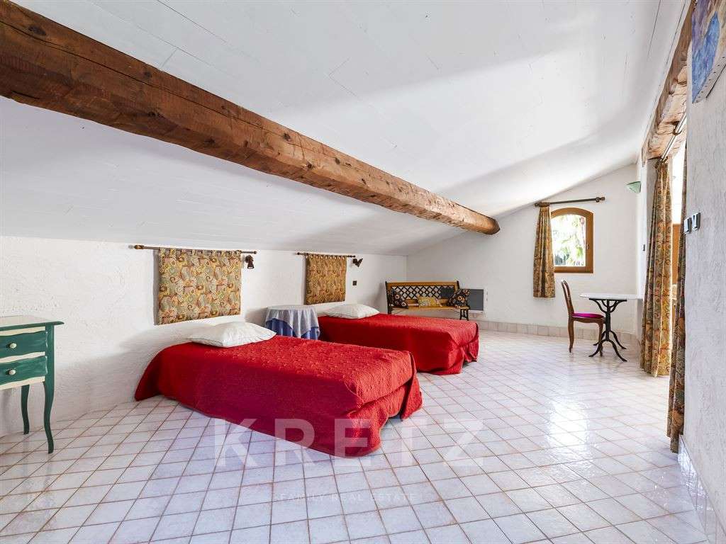 Maison Biot