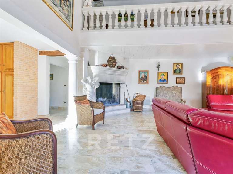 Maison Biot - 6 chambres - 520m²