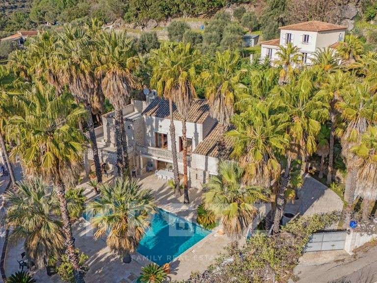 Maison Biot - 6 chambres - 520m²