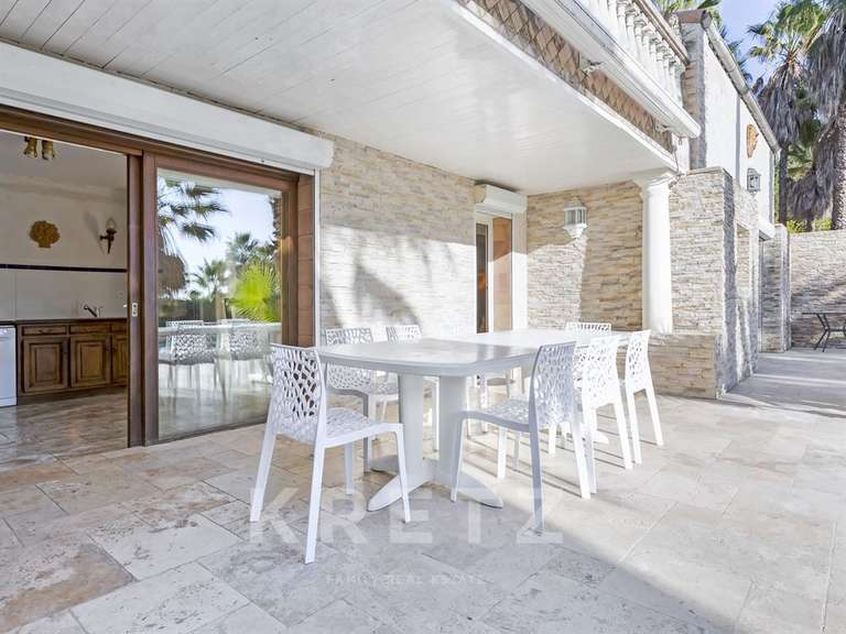 Maison Biot - 6 chambres - 520m²