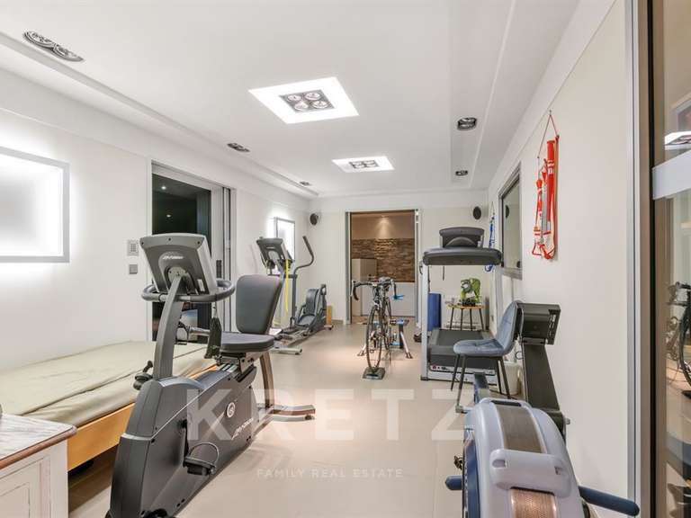 Maison Biot - 6 chambres - 556m²