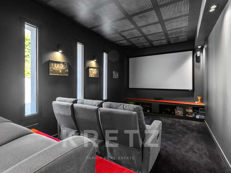 Maison Biot - 5 chambres - 450m²