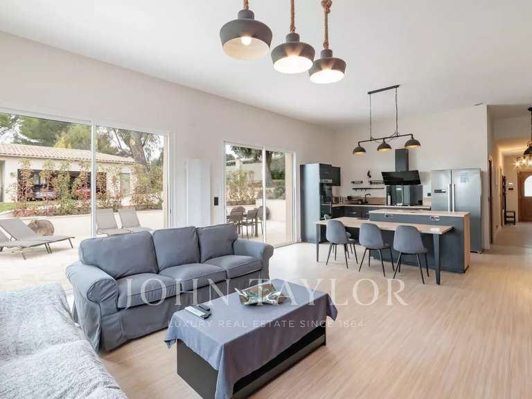 Maison Biot - 8 chambres - 596m²