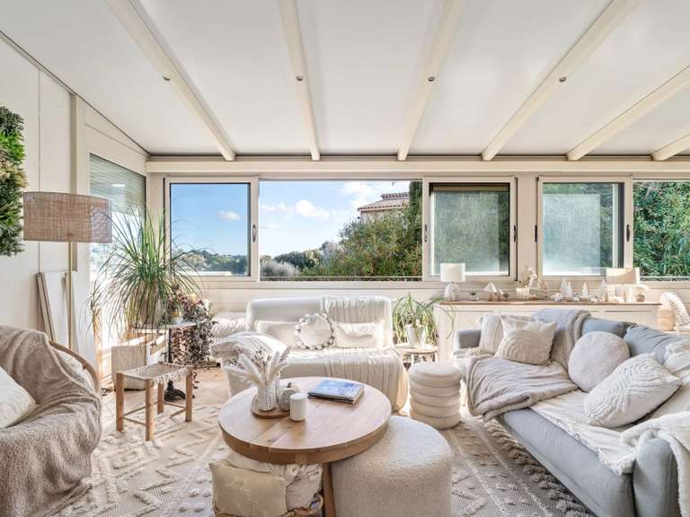 Maison Biot - 5 chambres - 467m²