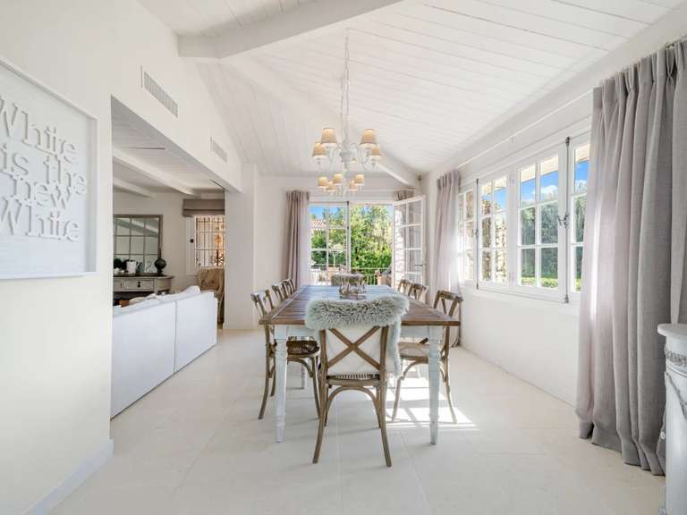 Maison Biot - 5 chambres - 157m²