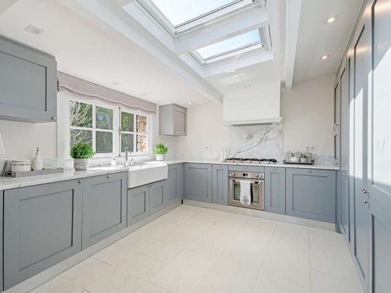 Maison Biot - 5 chambres - 157m²