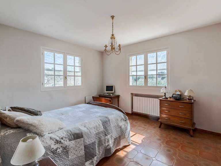 Maison Biot - 3 chambres - 195m²