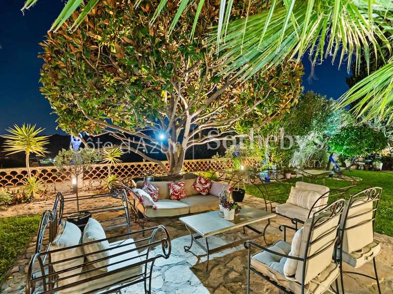 Maison Biot - 5 chambres - 400m²