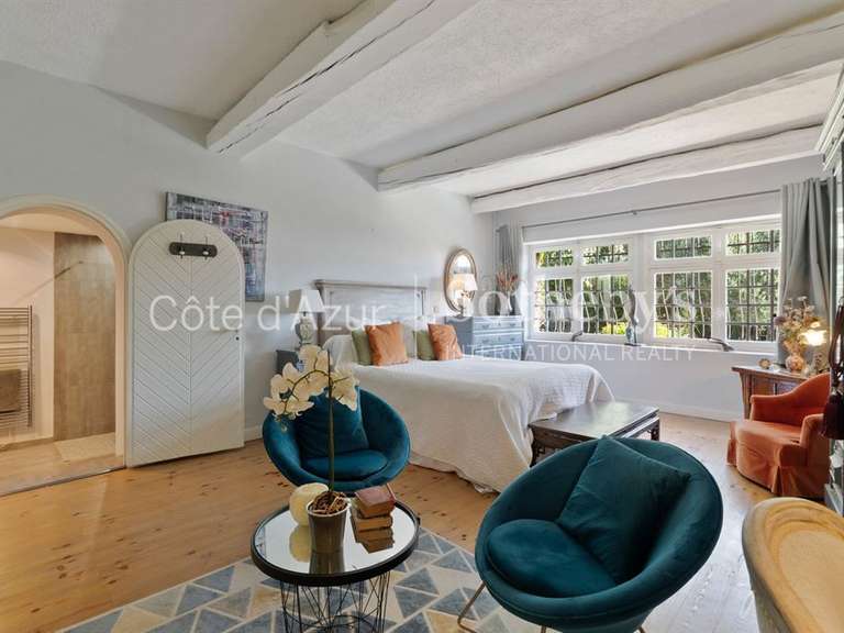 Maison Biot - 5 chambres - 400m²