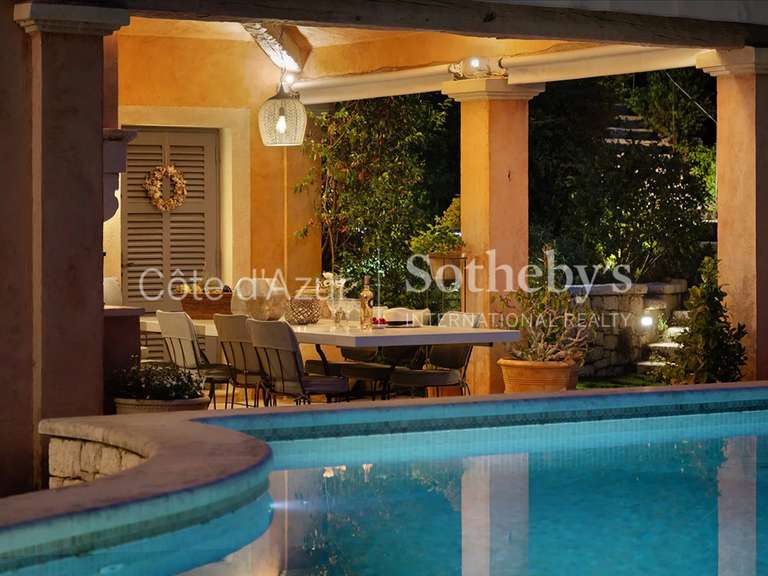 Maison Biot - 4 chambres - 325m²