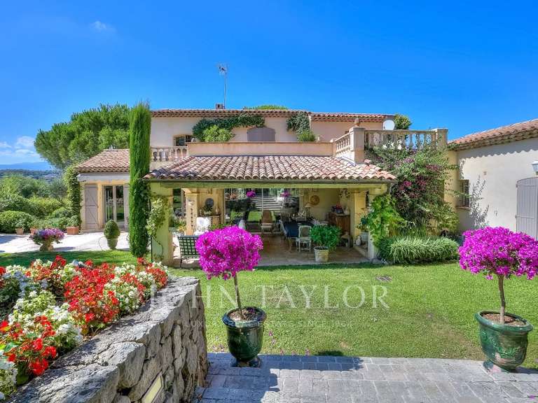 Maison Biot - 4 chambres - 288m²