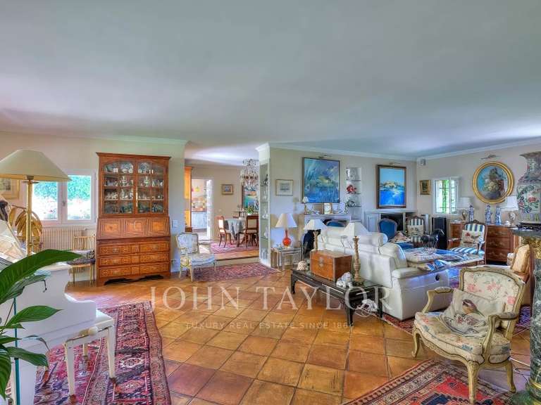 Maison Biot - 4 chambres - 288m²