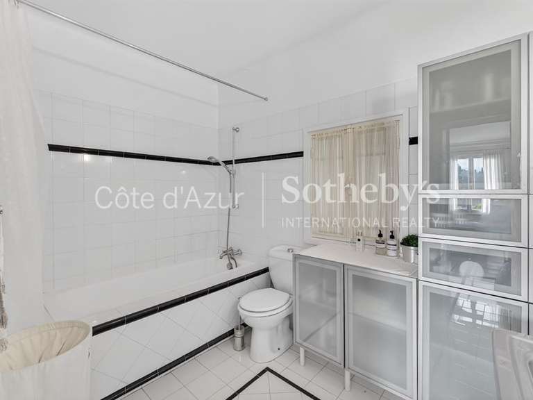 Maison Biot - 3 chambres - 160m²