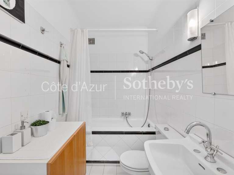 Maison Biot - 3 chambres - 160m²