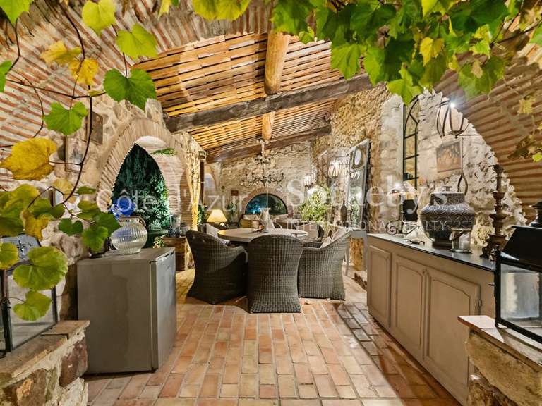 Maison Biot - 5 chambres - 400m²