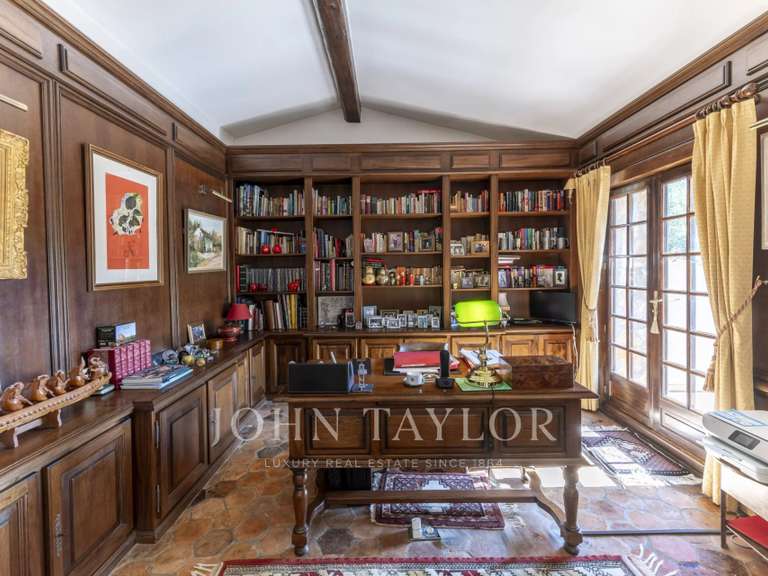 Maison Biot - 4 chambres - 400m²