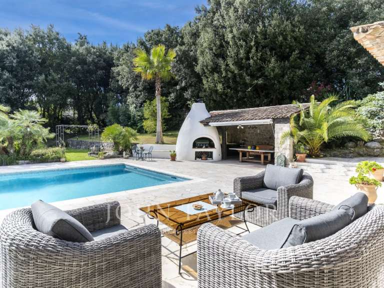 Maison Biot - 4 chambres - 400m²