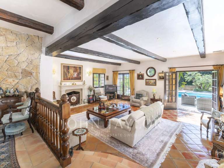 Maison Biot - 4 chambres - 400m²