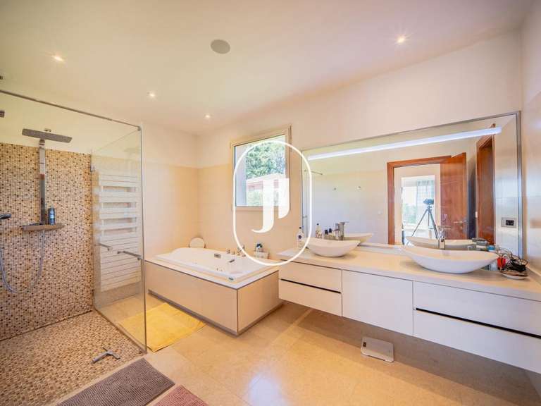 Maison avec Vue sur mer Biot - 4 chambres - 225m²