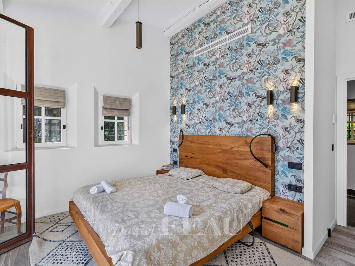 Maison Biot