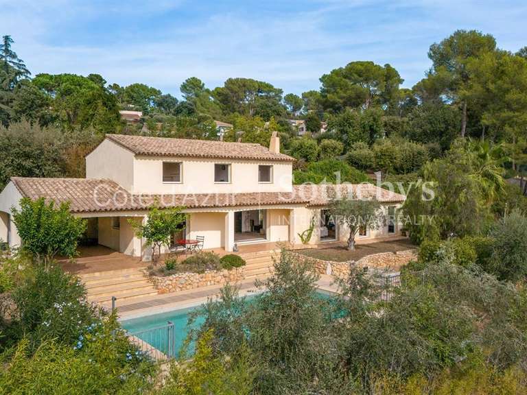 Maison Biot - 4 chambres - 180m²