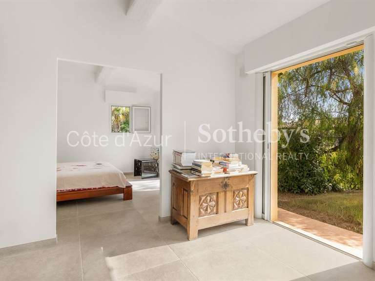Maison Biot - 4 chambres - 180m²