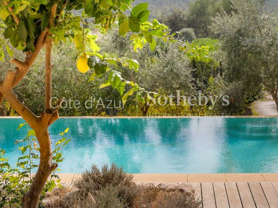 Maison Biot