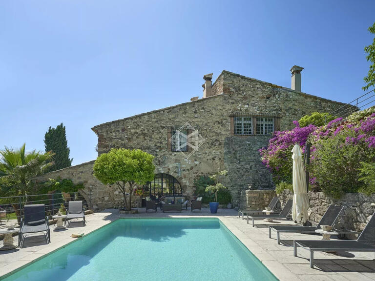 Villa Biot - 4 chambres - 385m²