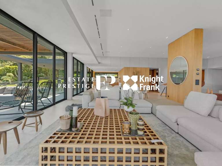 Villa Biot - 6 chambres - 466m²