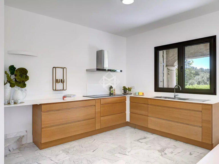 Villa Biot - 6 chambres - 376m²