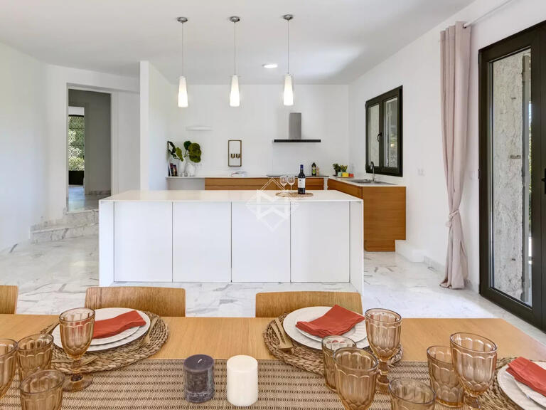 Villa Biot - 6 chambres - 376m²