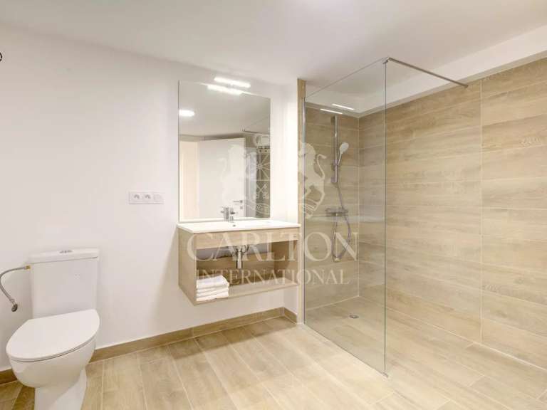 Villa Biot - 5 chambres - 376m²