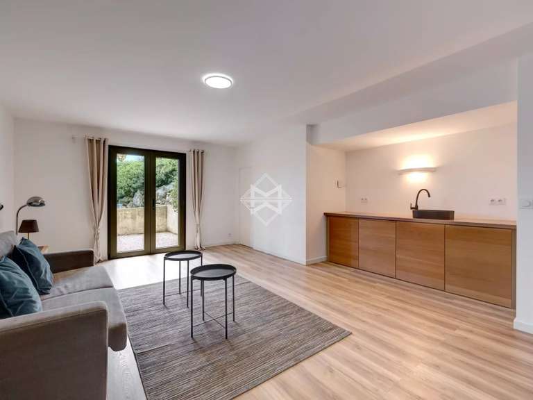 Villa Biot - 6 chambres - 376m²