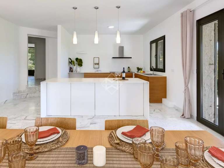 Villa Biot - 6 chambres - 376m²