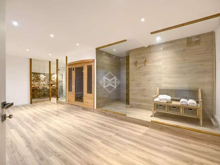 Villa Biot - 6 chambres - 376m²