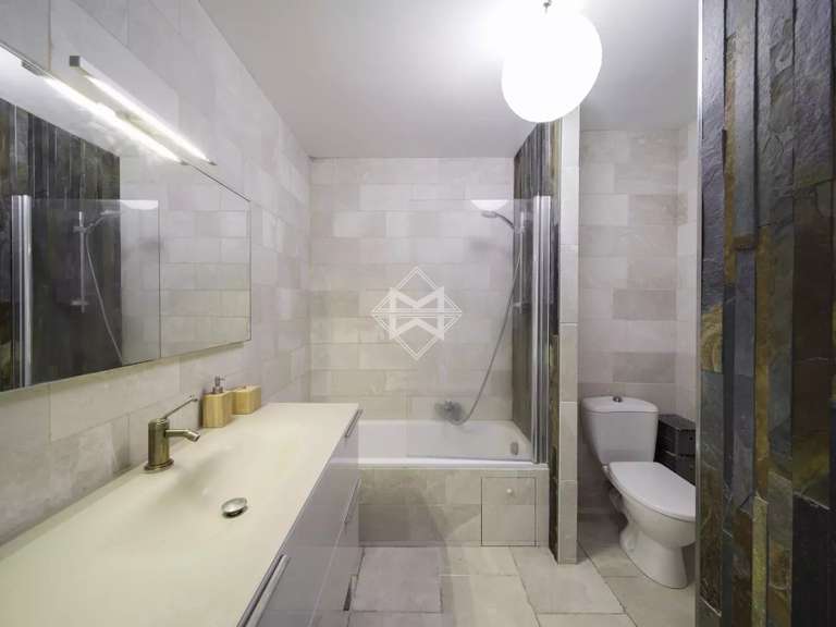 Villa avec Vue sur mer Biot - 5 chambres - 197m²