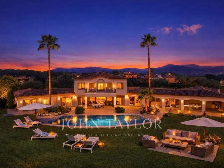 Villa Biot - 5 chambres - 650m²