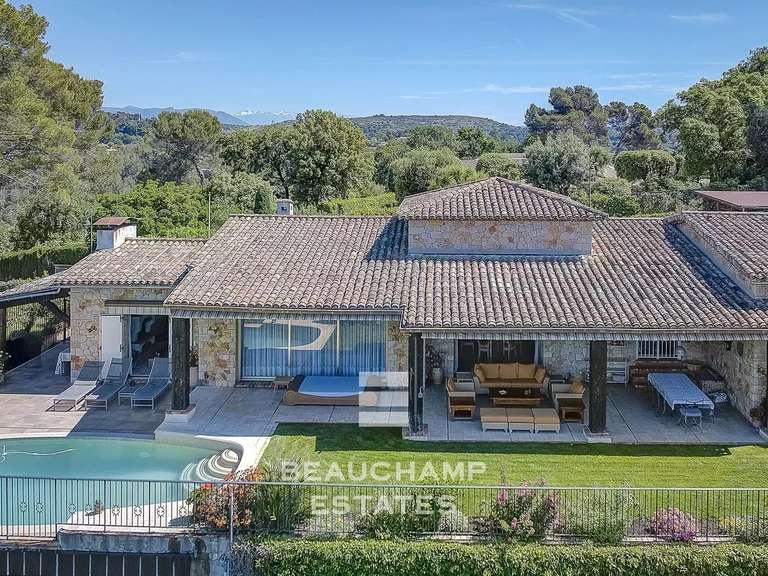 Villa Biot - 5 bedrooms - 235m²