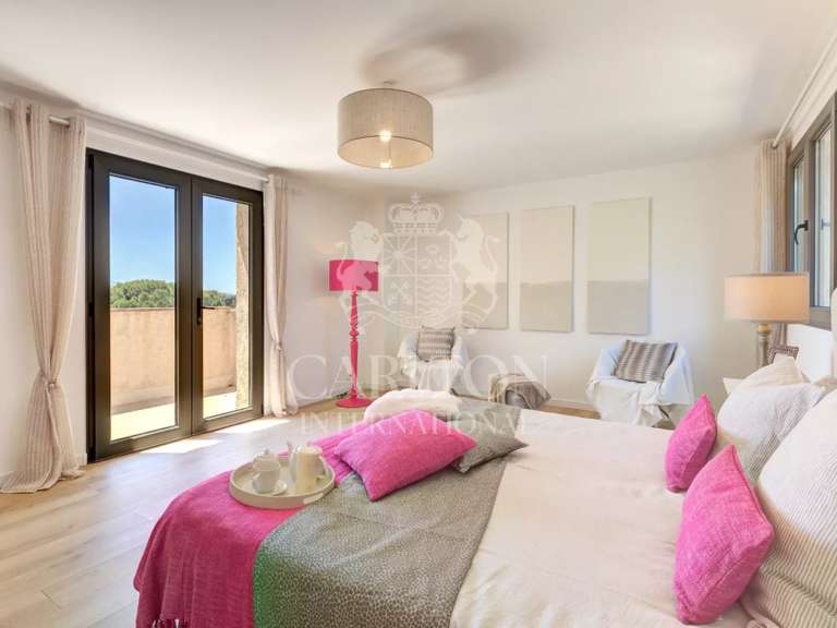 Villa Biot - 5 bedrooms - 376m²